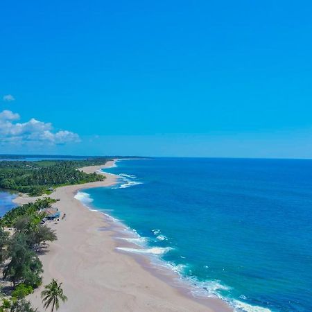 Marakolliya Beach Resort Tangalle Exteriör bild