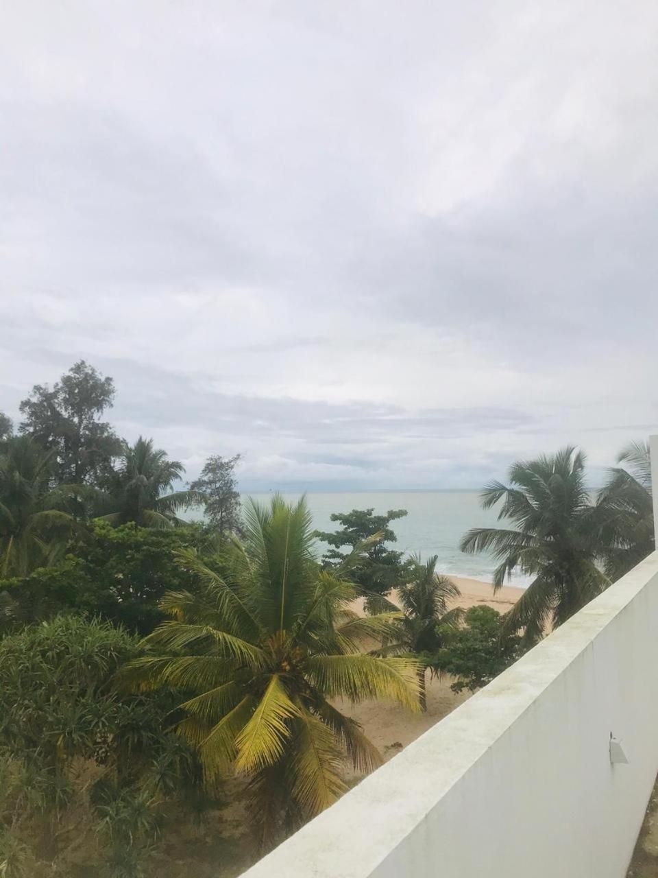 Marakolliya Beach Resort Tangalle Exteriör bild
